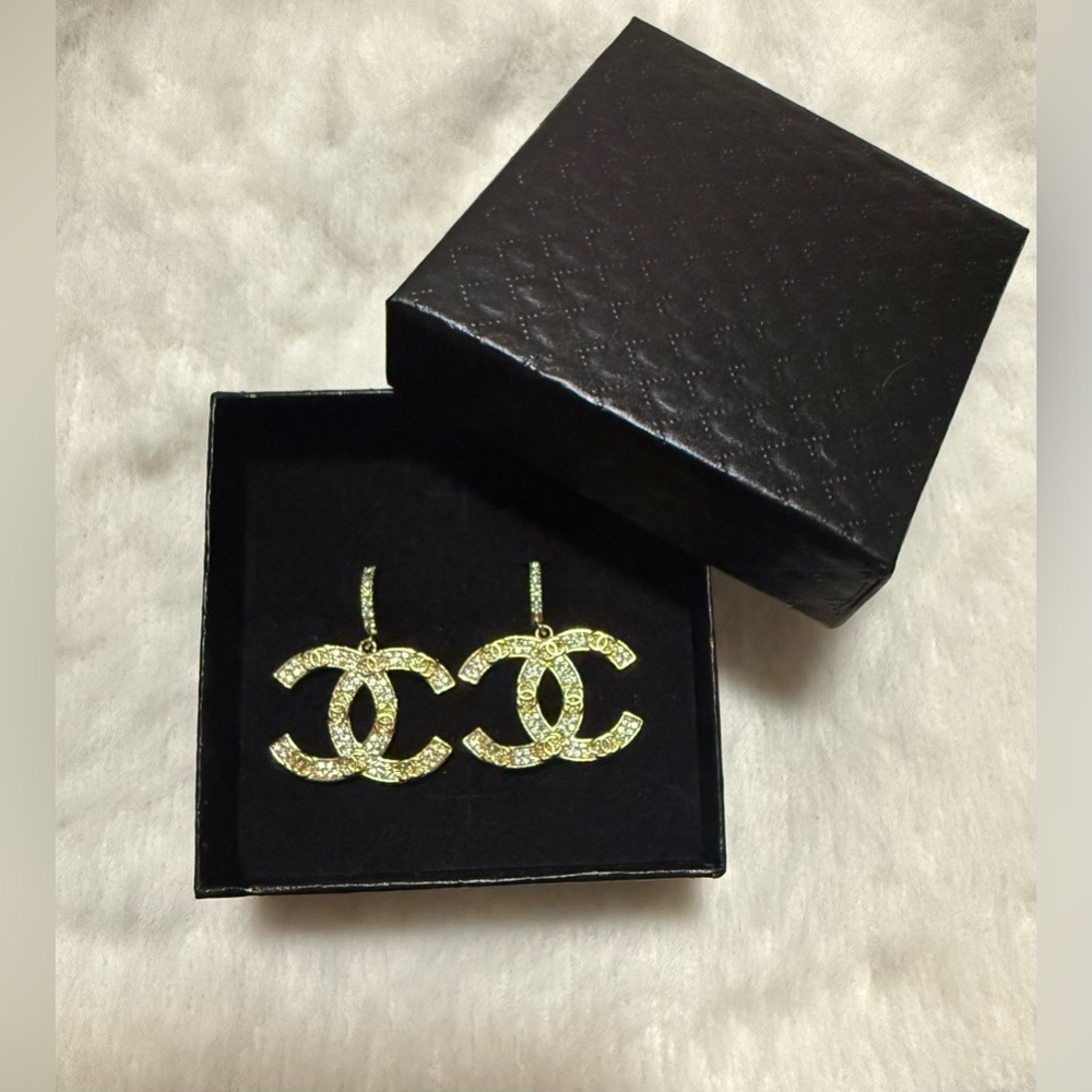 Luxury High-End CC Style Fashion Earrings